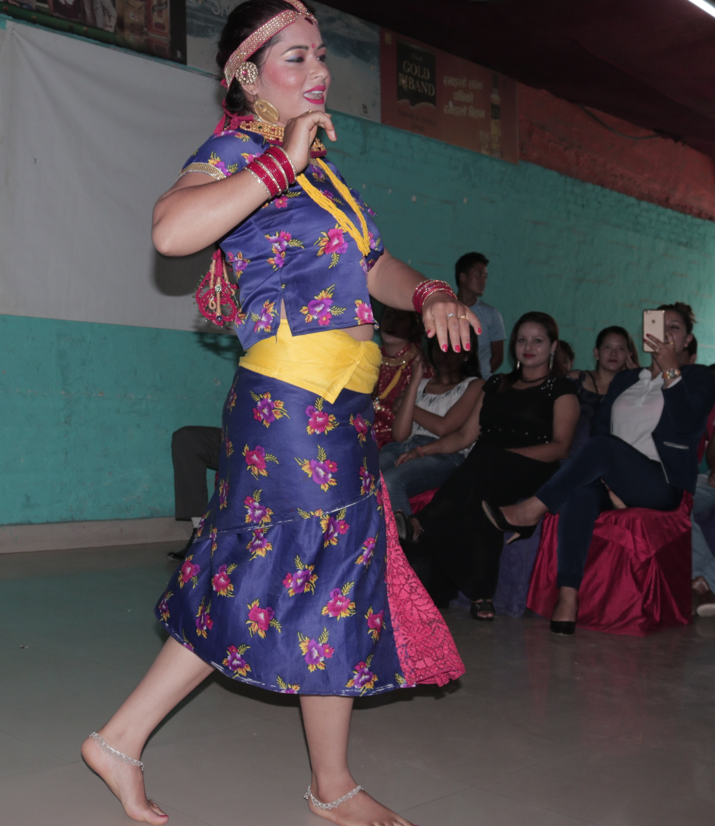मिसेस नेपाल ग्रान्डका नृत्य थरीथरीका