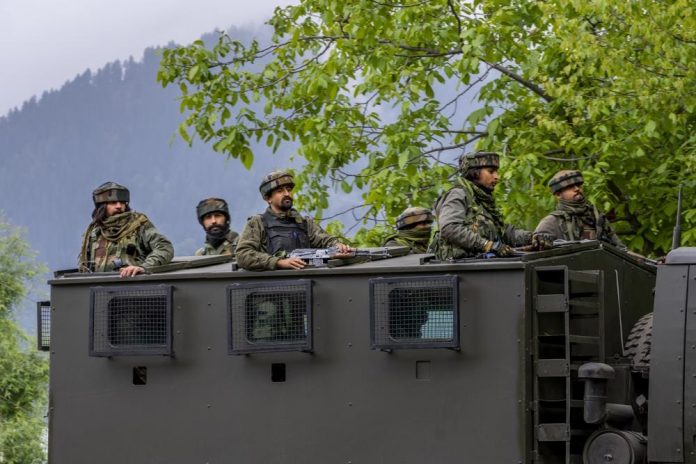 विद्रोहीको हमलामा तीन भारतीय सुरक्षाकर्मी मृत्यु