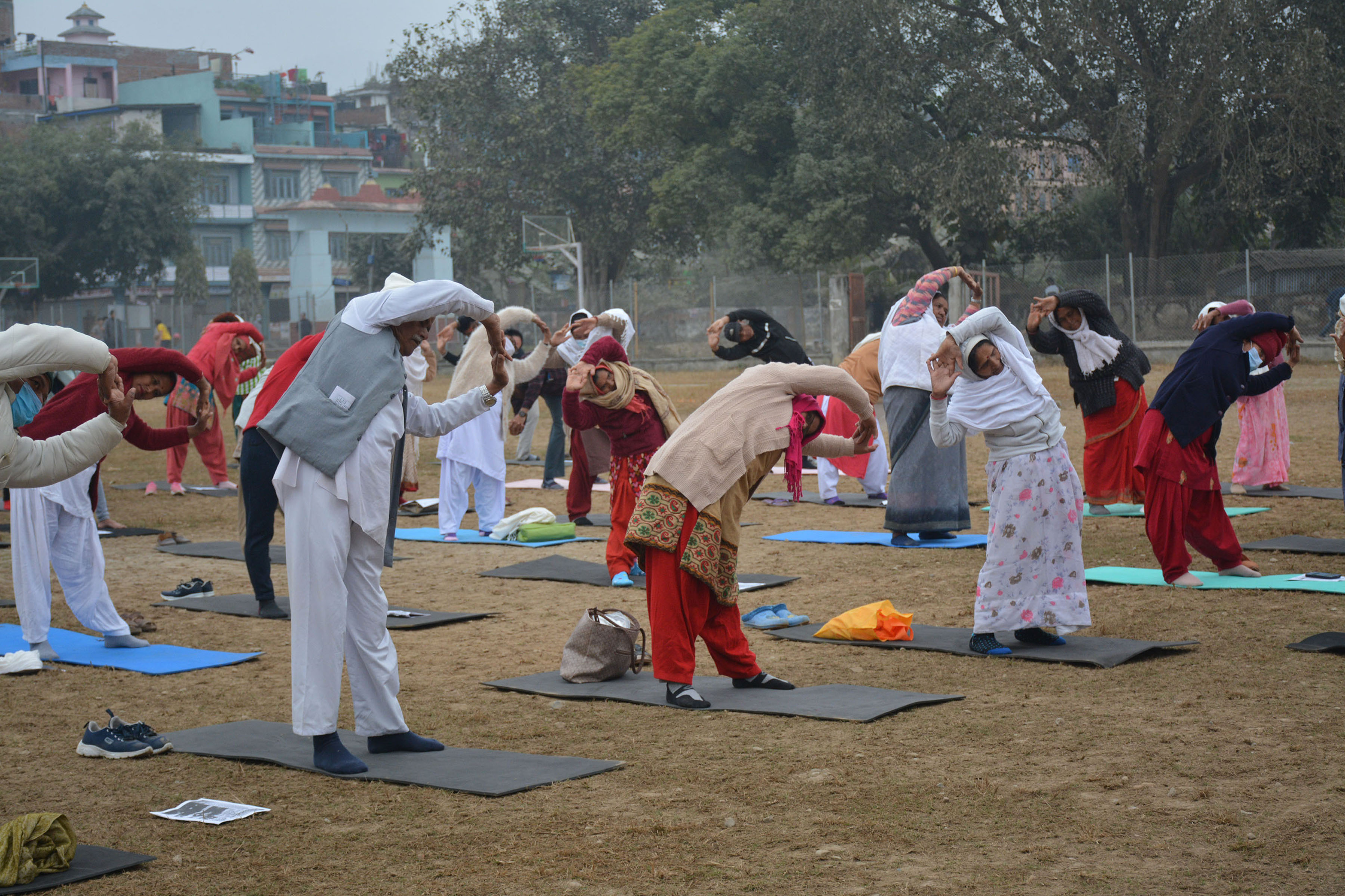 राष्ट्रिय योग दिवसमा योगाभ्यास