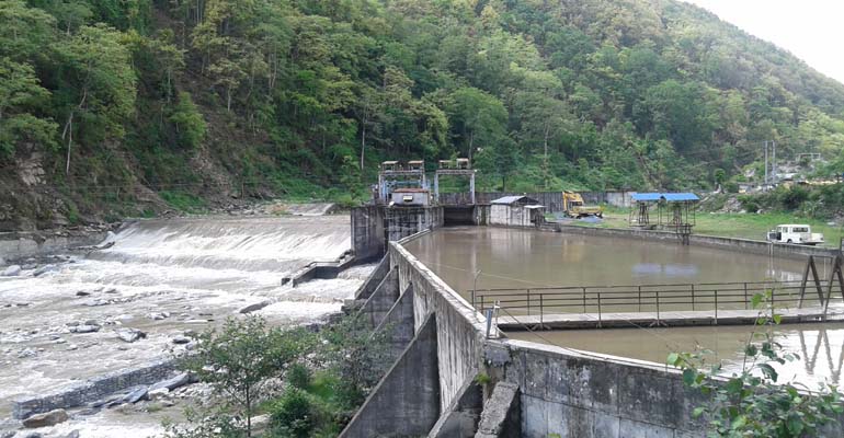 Landslide at hydel project, human settlements at risk