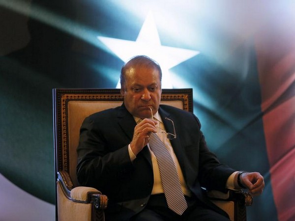 Shoe hurled at Nawaz Sharif in Lahore mosque