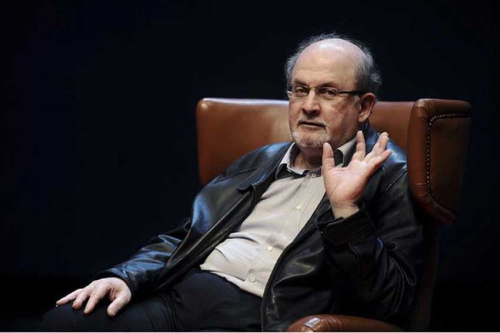 'I don't want to hide' says Rushdie, 30 years after fatwa