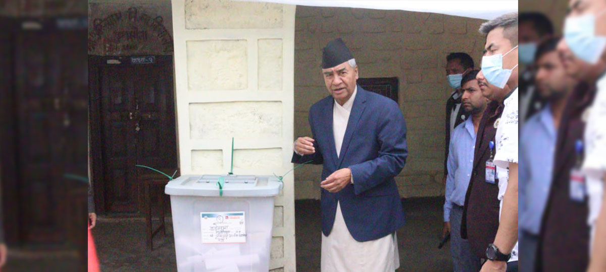 PM Deuba casts his vote in Dadeldhura (photos)