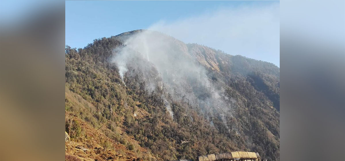 Pathivara forest fire enters Kanchanjungha Conservation Area