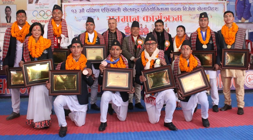 काठमाडौं महानगरपालिका -३२ का पदक विजेता सम्मानित