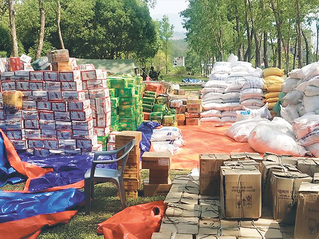 Relief materials for landslide survivors dumped in the headquarters