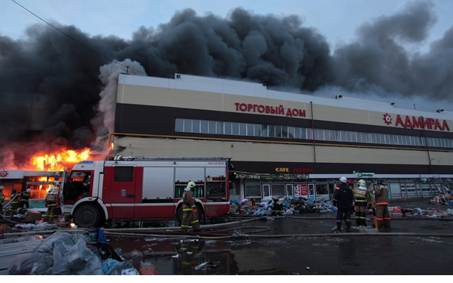 Veteran Russian governor resigns over mall fire