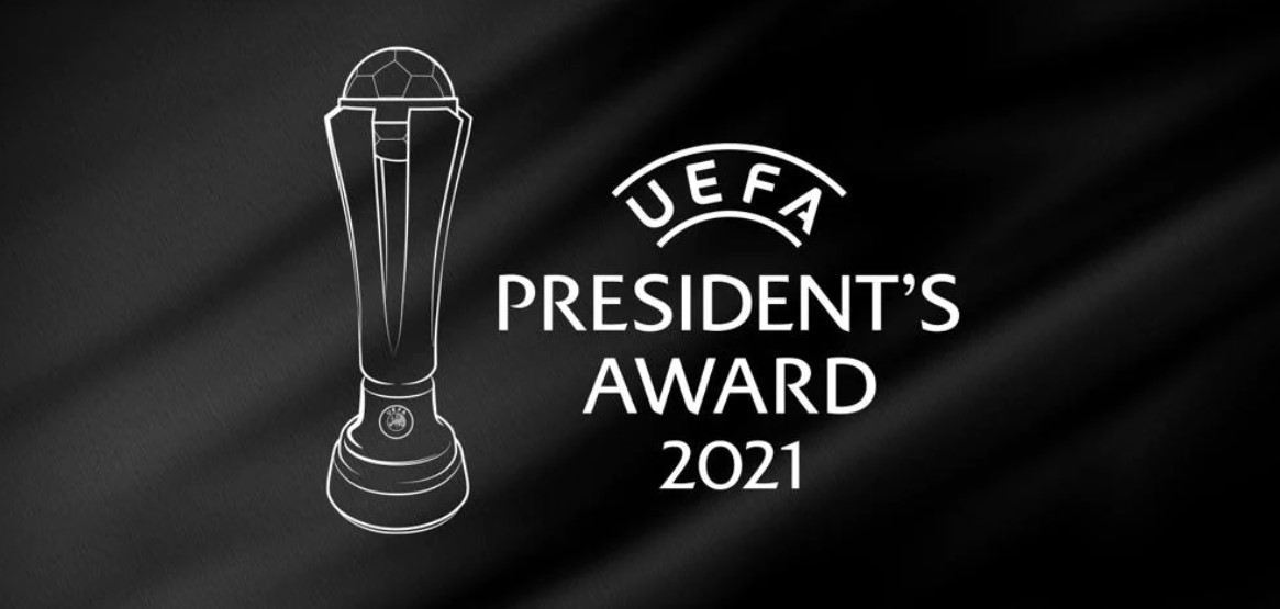 Danish captain Kjaer receive UEFA award
