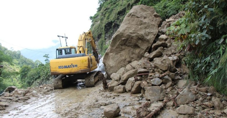 Only one-way traffic on Palpa- Butwal road