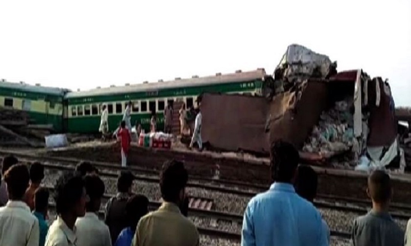 Pakistan train collision kills nine, injures 66