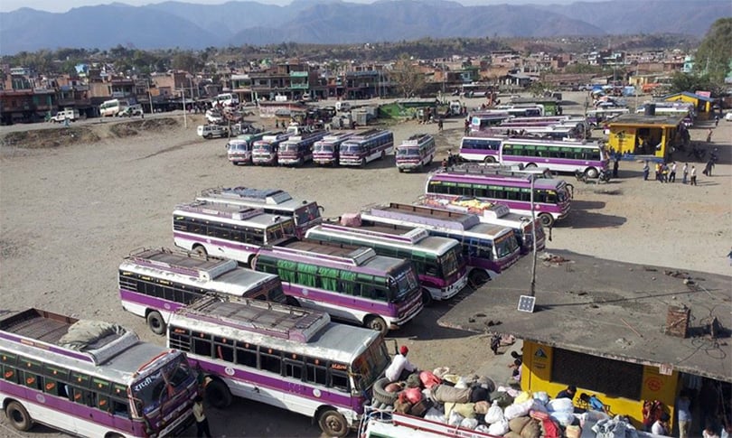 २० वर्ष पुराना गाडी गुडाउन चलखेल