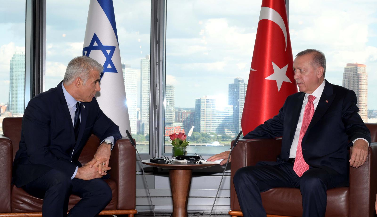 इजरायलका प्रधानमन्त्री र टर्कीका राष्ट्रपतिबीच दुर्लभ भेटवार्ता