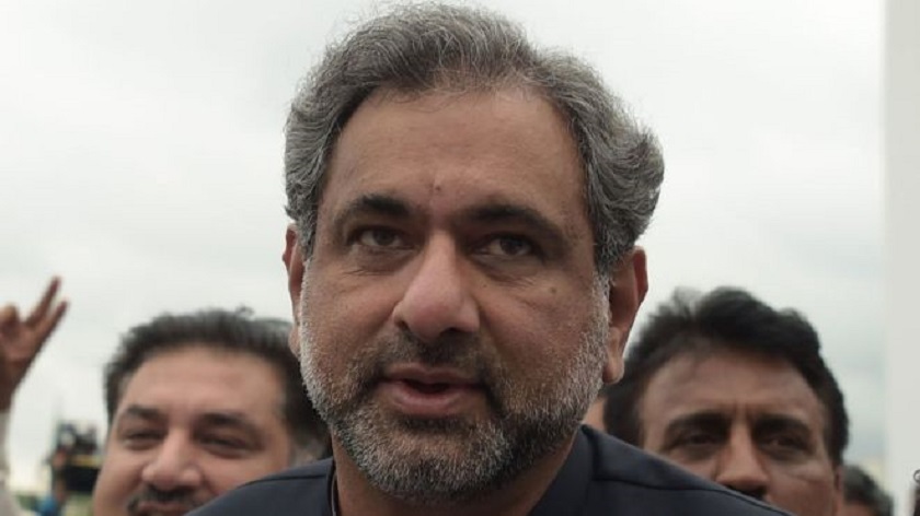 पाकिस्तानका पूर्वप्रधानमन्त्री भ्रष्टाचार आरोपमा पक्राउ