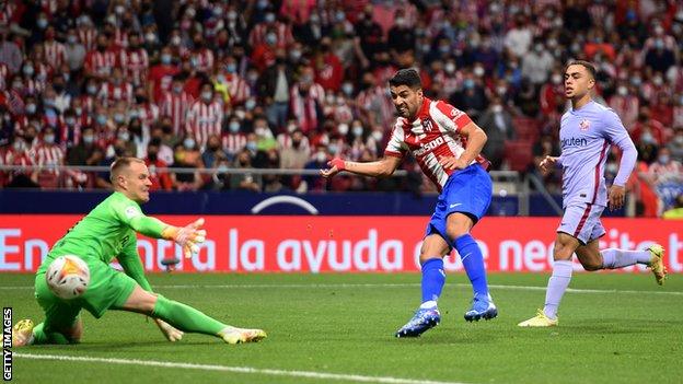 Atletico beat Barca to put Koeman on edge, Osasuna snap Rayo Vallecanon's winning streak in La Liga