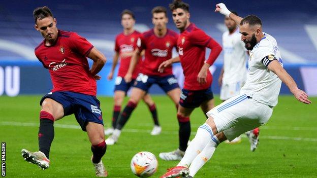 Osasuna hold Real Madrid to goalless draw, Barca lose again