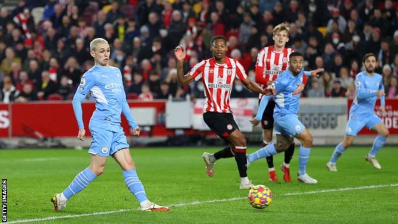 Man City win at Brentford to go eight points clear