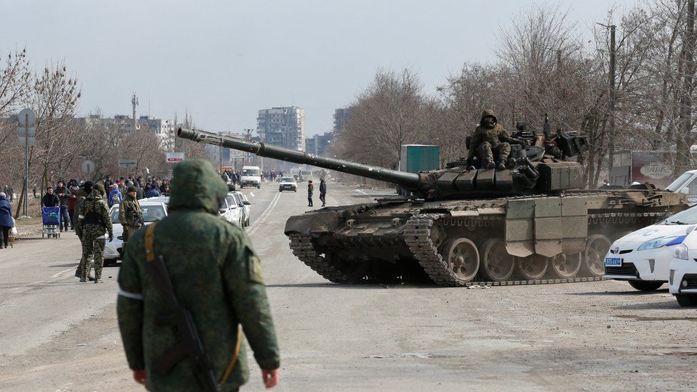 Mariupol: Ukraine rejects Russian offer to surrender port city