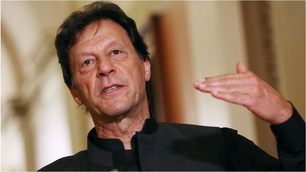 Imran Khan: Pakistan court rules no-confidence vote block is illegal