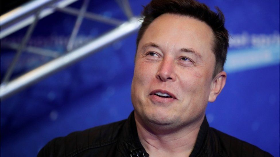 Elon Musk strikes deal to buy Twitter for $44bn