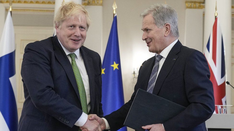 UK agrees mutual security deals with Finland and Sweden