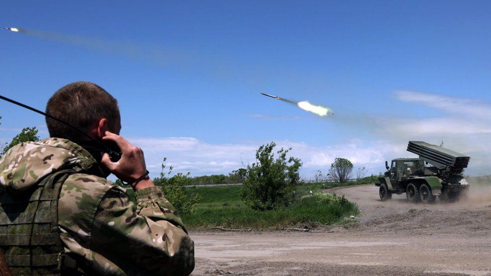 Ukraine war: US to send longer-range rockets in latest aid package