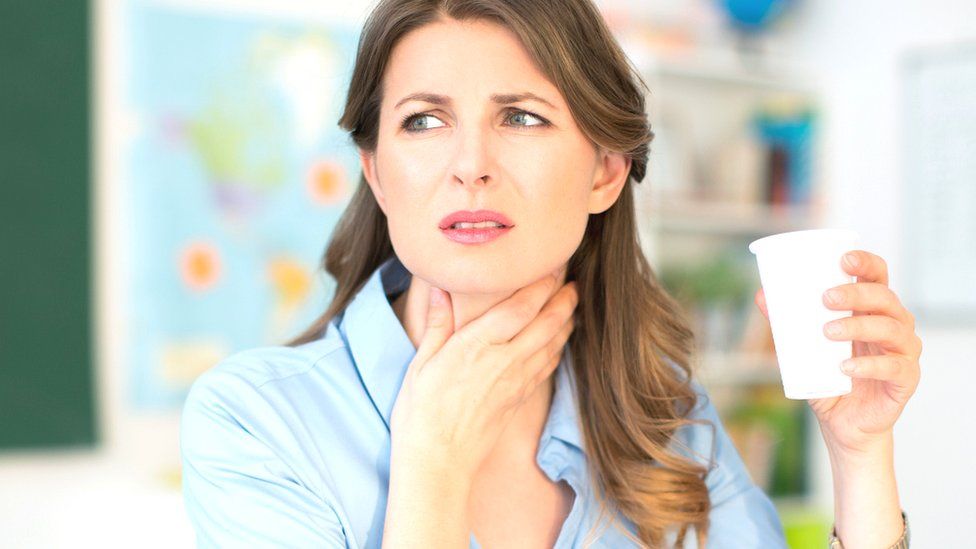Covid: Sore throat now top symptom that could be the virus