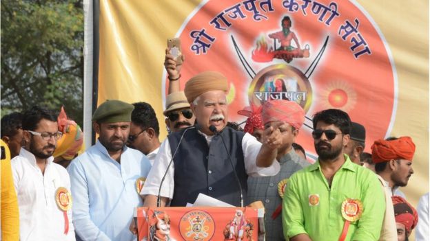 पद्मावत विवाद : के साँच्चै बहादुर थिए राजपूत ?