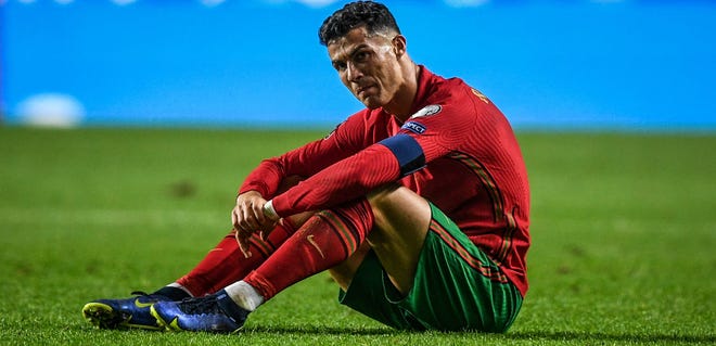 Portugal, Cristiano Ronaldo stunned by late Serbia goal in World Cup qualifier