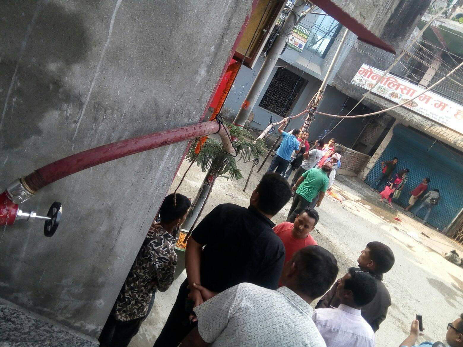   आगलागी नियन्त्रण गर्न राजधानीको केलटोलमा पाइप लाइन जडान