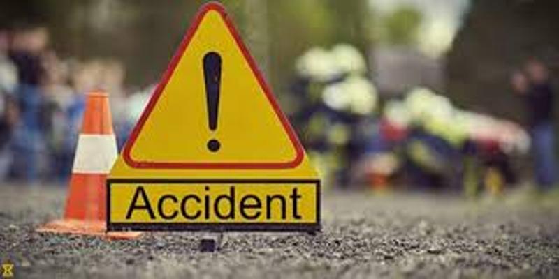 Six hurt in bus accident