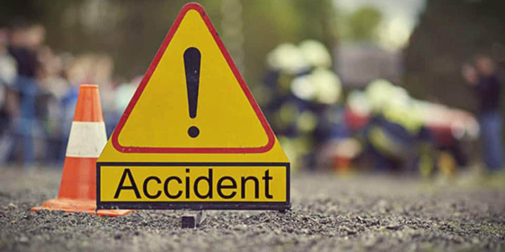 Tractor accident leaves three students dead; four injured