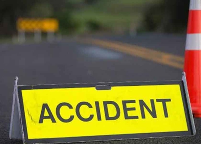 Three dead, two hurt in car accident
