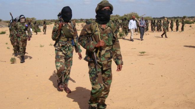 केन्यामा अमेरिकी सैनिक शिविरमा आक्रमण हुँदा तीनको मृत्यु