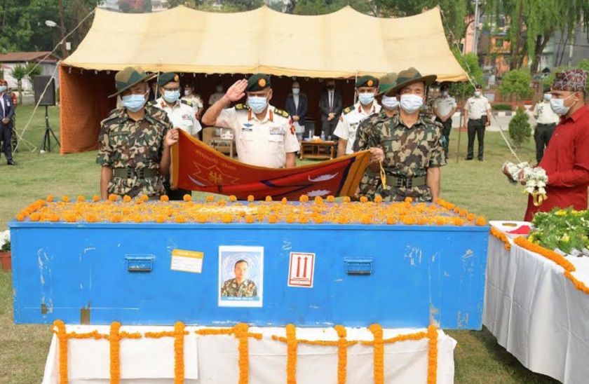 कंगोमा वीरगति प्राप्त नेपाली शान्ति सैनिकलाई अन्तिम सम्मान