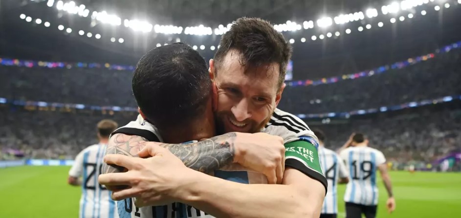 Messi inspires Argentina to crucial Mexico victory