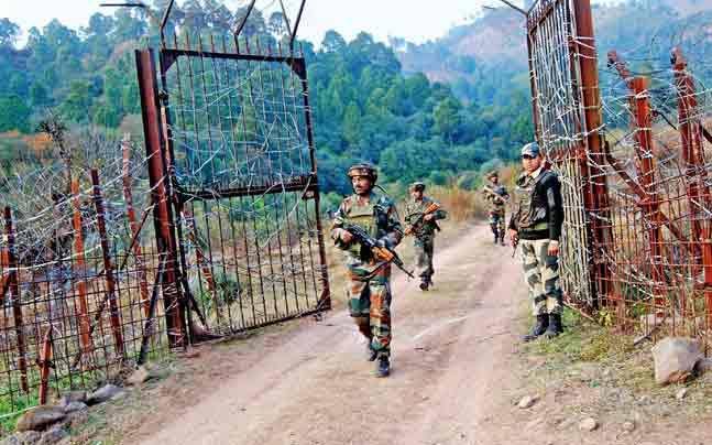 Border guard killed, 2 civilians wounded in India-Pak skirmishes on Kashmir border