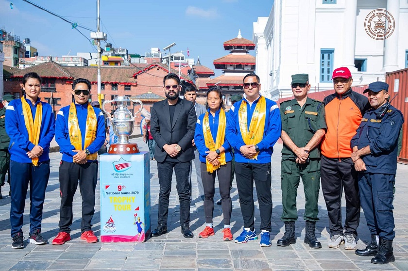 बालेन शाहद्वारा काठमाडौँमा नवौँ राष्ट्रिय खेलकुदको ट्रफी सार्वजनिक