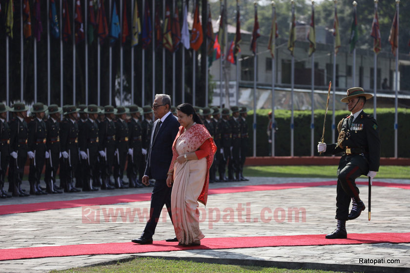 बंगलादेशका राष्ट्रपति नेपालमा, विमानस्थलमा जे देखियो (फोटोफिचर)