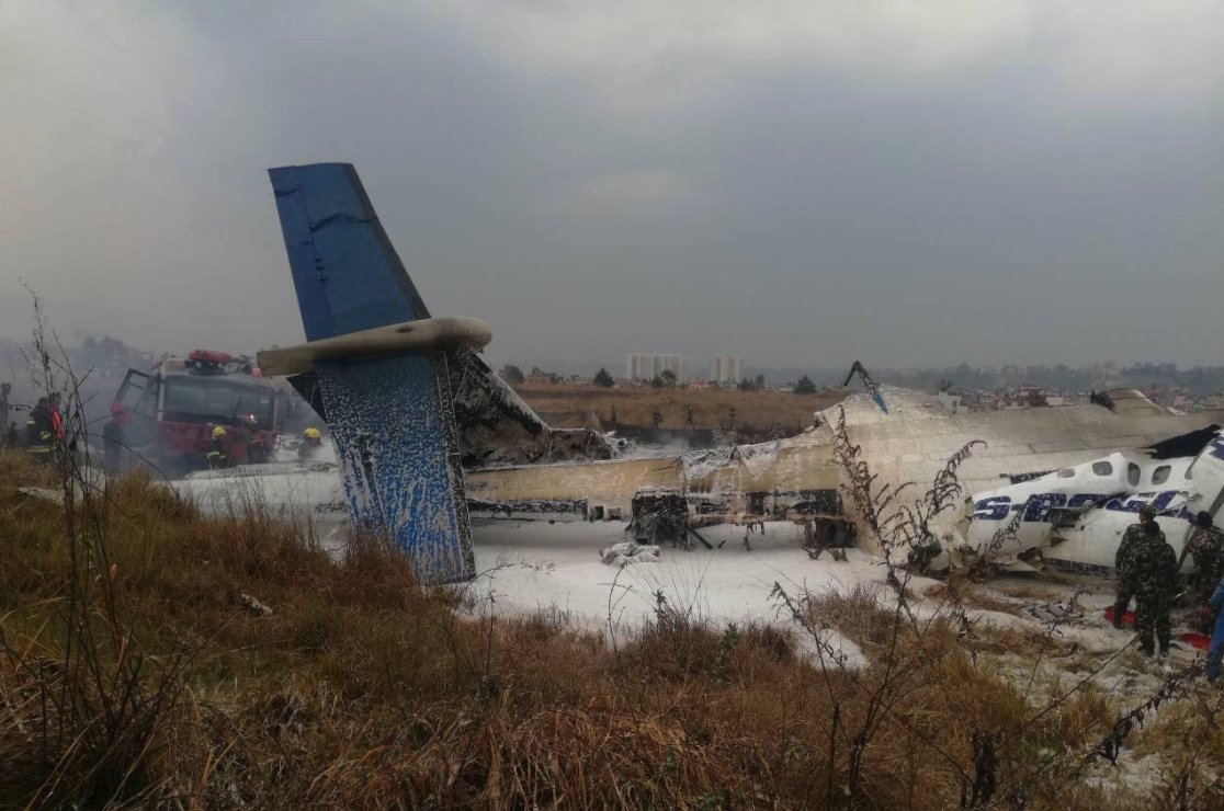 बिमान दुर्घटनापछि गृहमन्त्री पुगे विमानस्थल