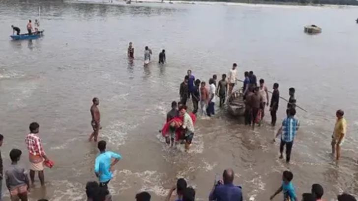 बंगलादेश डुंगा दुर्घटना प्रकरण : मृत्यु हुनेको संख्या ५१ पुग्यो