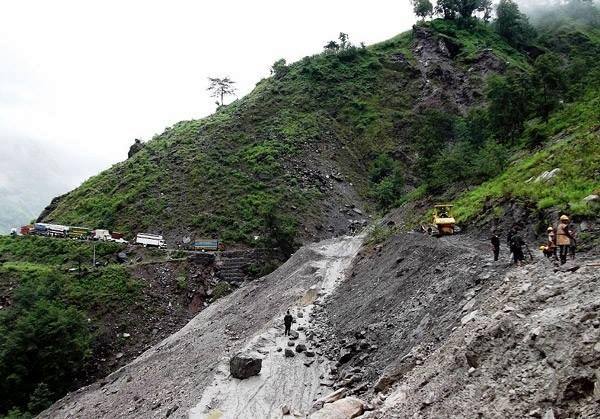 President, Vice President aggrieved over human loss in Bahrabise landslide