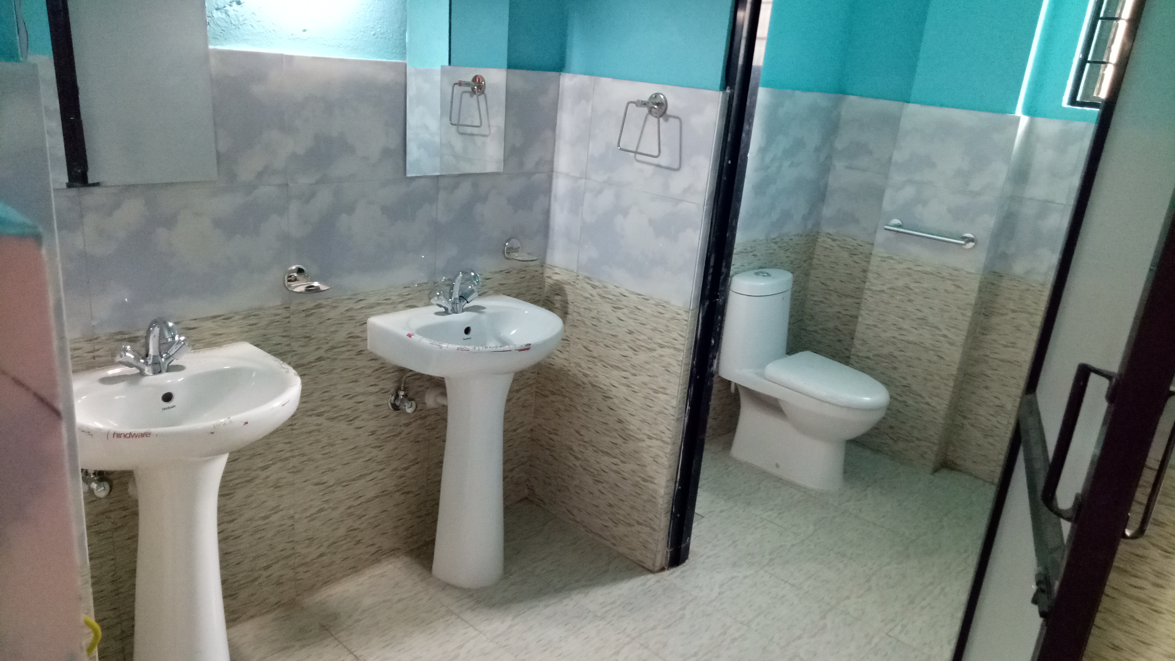 काठमाडौं उपत्यकामा सुविधासम्पन्न ३ शौचालय बनाउँदै ‘एनआरएन’