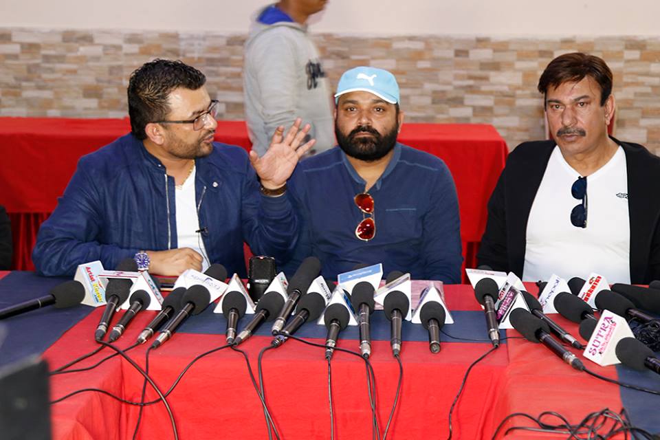 चलचित्र ‘कृ’ काे गीत चोरी प्रकरण : पत्रकार सम्मेलन गरेर  भुवन केसी र सुवास शम्भुविरुद्ध खनिए