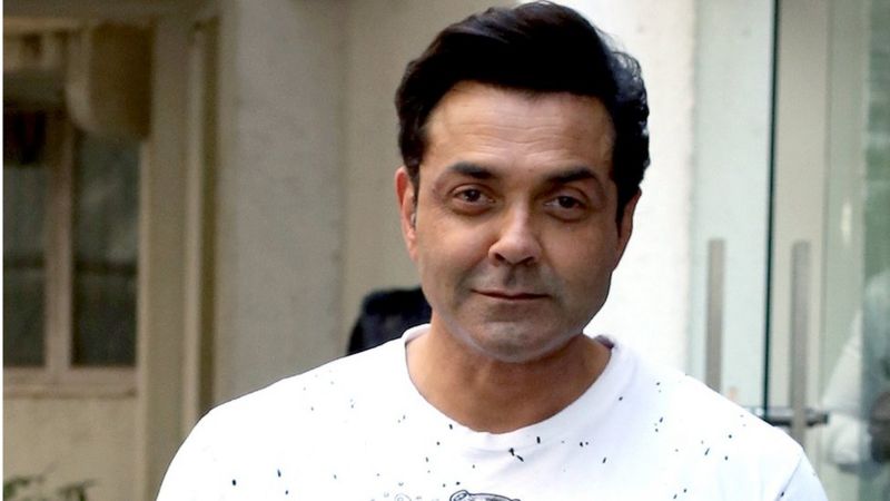 बबी देओलले भने, ‘मलाई आफैँमाथि दया लाग्न थालेको थियो, बच्चाका लागि हार मानिनँ’