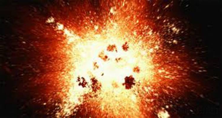 मध्यराति शक्तिशाली बम विस्फोटः २ जनाको मृत्यु, इन्स्पेक्टरसहित ४ जना गम्भीर