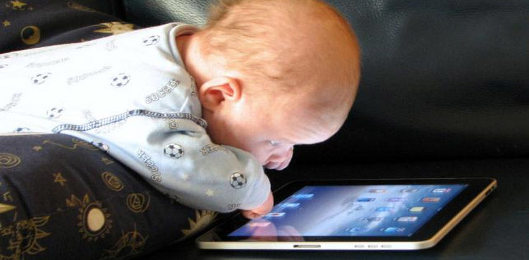 Heavy screen time appears to impact childrens' brains: study