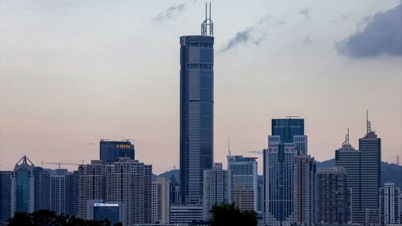 चीनमा अचानक ७३ तले भवन हल्लिएपछि भागदौड, चकित प्रशासनले अनुसन्धान थाल्यो