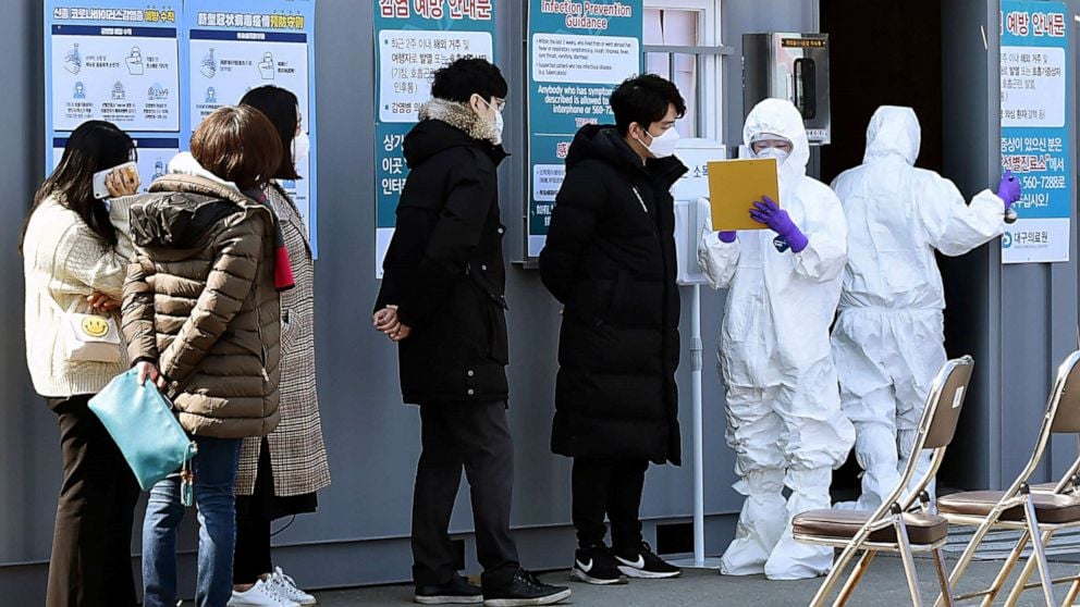 दक्षिण कोरियामा एकैदिन १ लाख ३९ हजार कोरोना संक्रमित