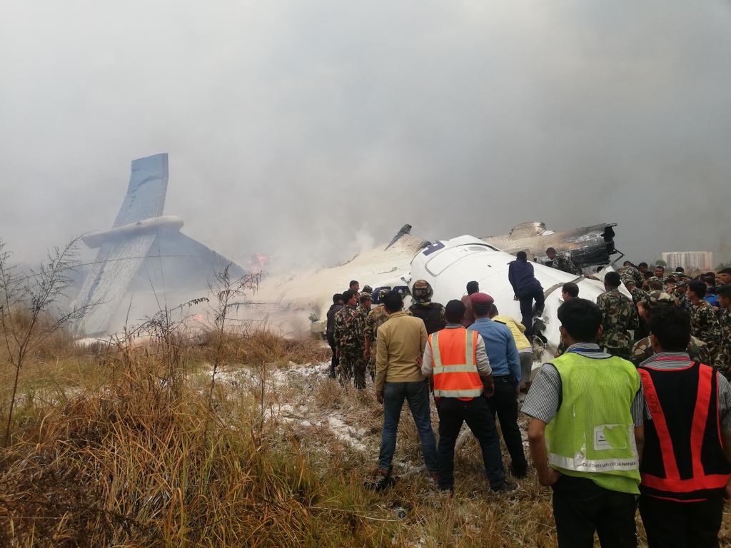 विमान दुर्घटनावारे विमानस्थल प्रवक्त्ताको विफ्रिङ : विमानमा ३३ नेपाली थिए, २ बजेर १८ बजे दुर्घटना