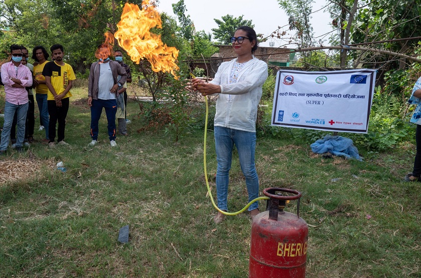 लैङ्गिक अल्पसंख्यकलाई अग्नि नियन्त्रण तालिम